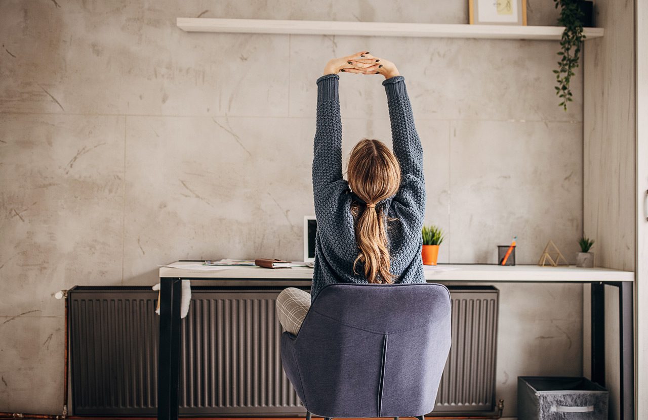 woman-stretching-without-chronic-pain